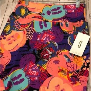 S & M Lularoe and Disney Cassie skirt Minnie Mouse